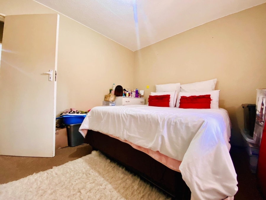 2 Bedroom Property for Sale in Allens Nek Gauteng