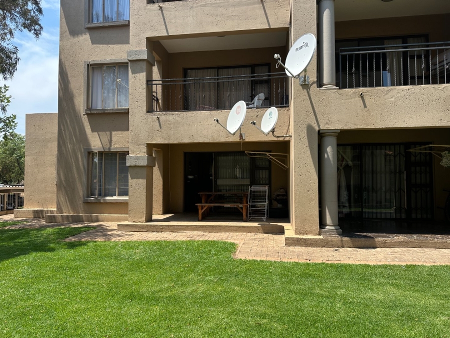 3 Bedroom Property for Sale in Weltevreden Park Gauteng