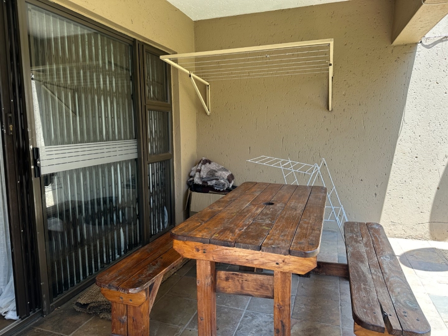 3 Bedroom Property for Sale in Weltevreden Park Gauteng