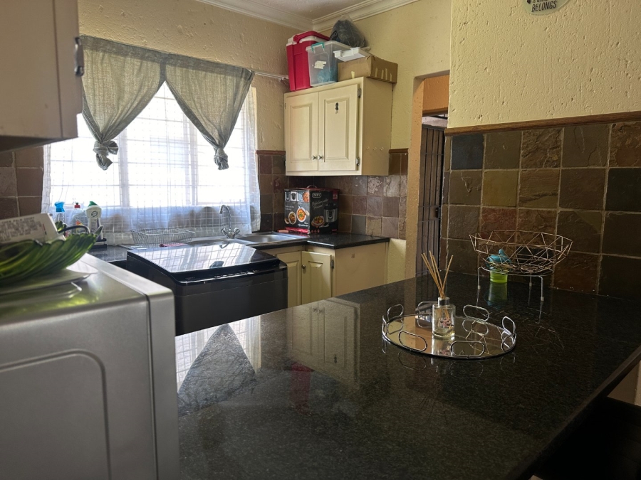 3 Bedroom Property for Sale in Weltevreden Park Gauteng