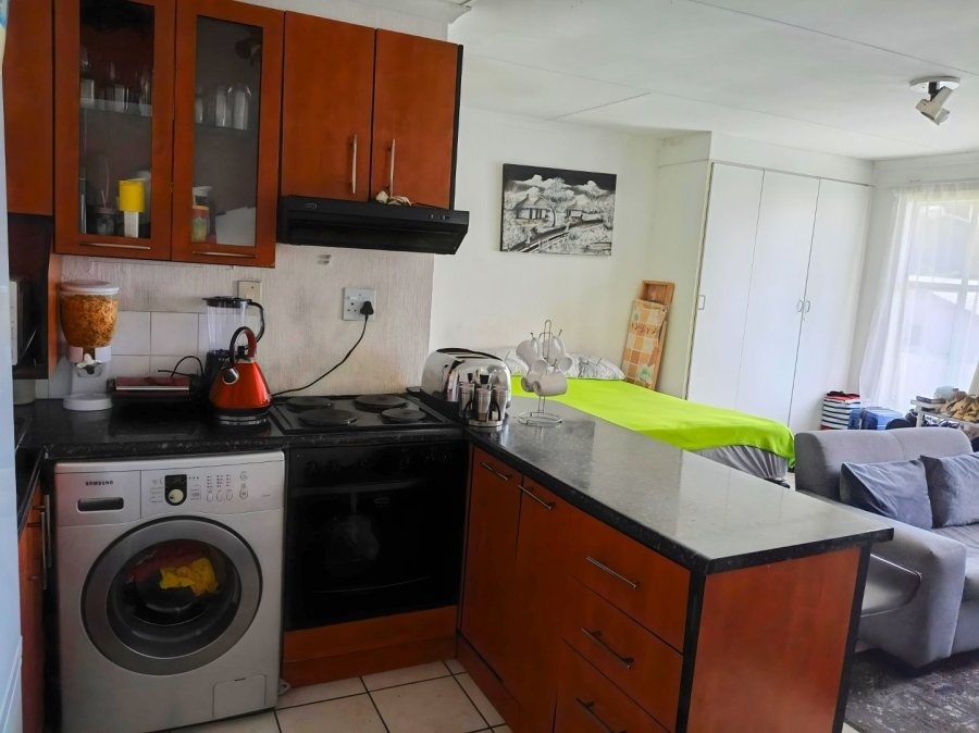 1 Bedroom Property for Sale in Bramley View Gauteng