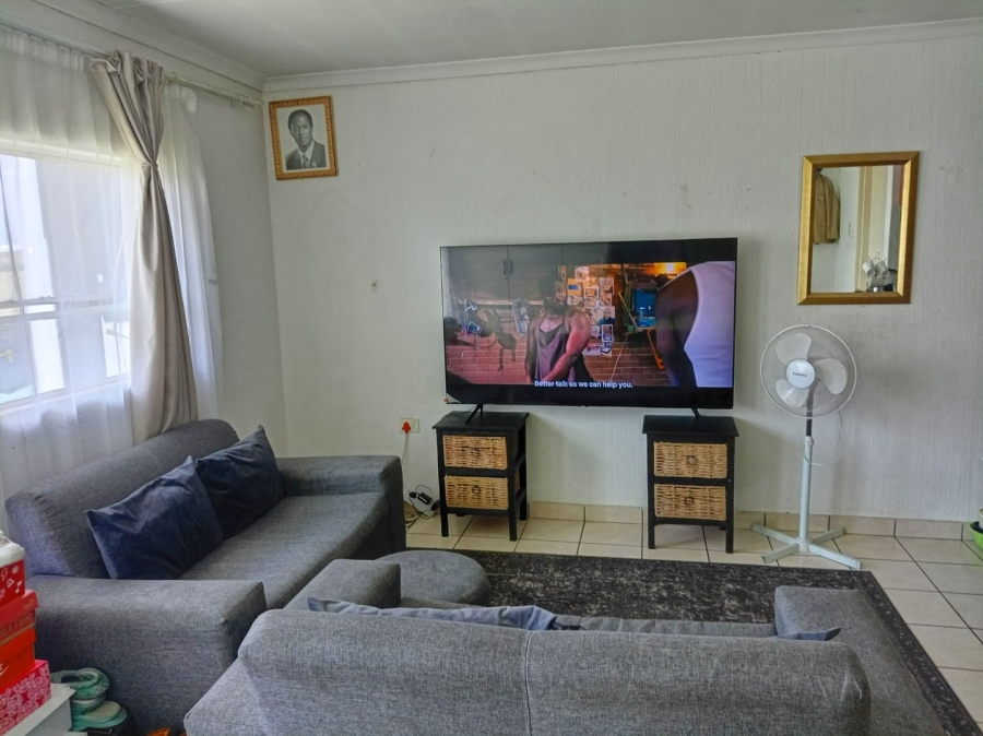 1 Bedroom Property for Sale in Bramley View Gauteng