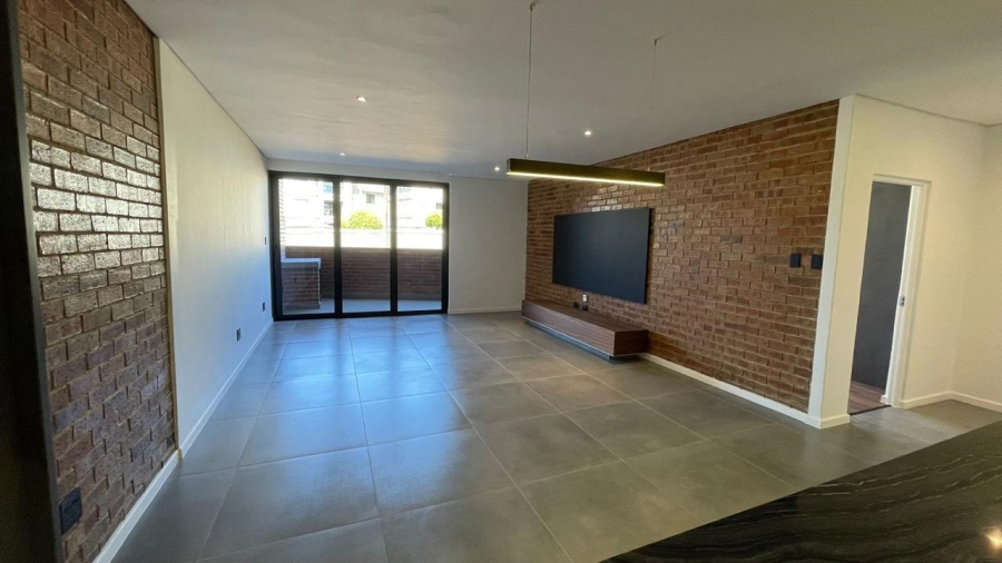 To Let 2 Bedroom Property for Rent in Broadacres Gauteng