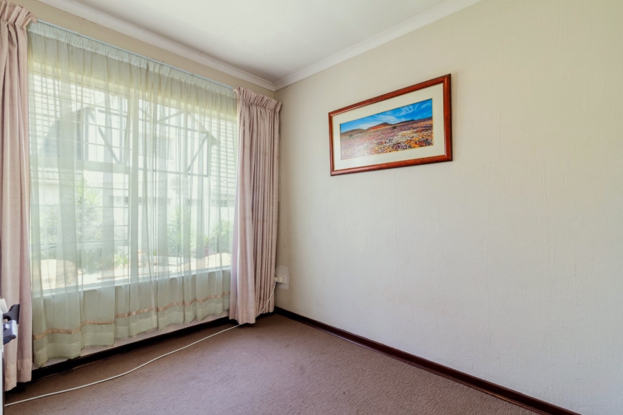 3 Bedroom Property for Sale in Northwold Gardens Gauteng