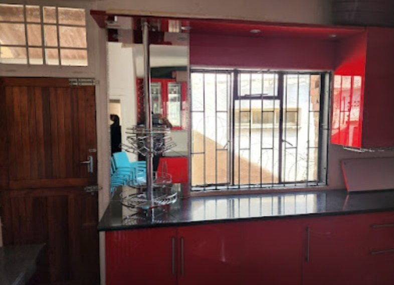 12 Bedroom Property for Sale in Bellevue Gauteng