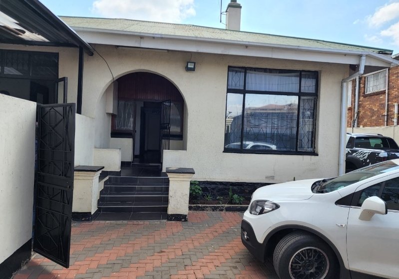 12 Bedroom Property for Sale in Bellevue Gauteng