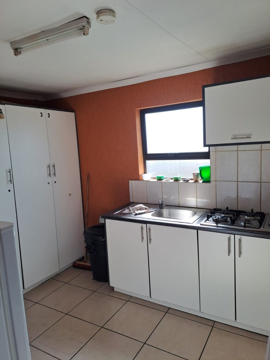 10 Bedroom Property for Sale in Pimville Zone 1 Gauteng