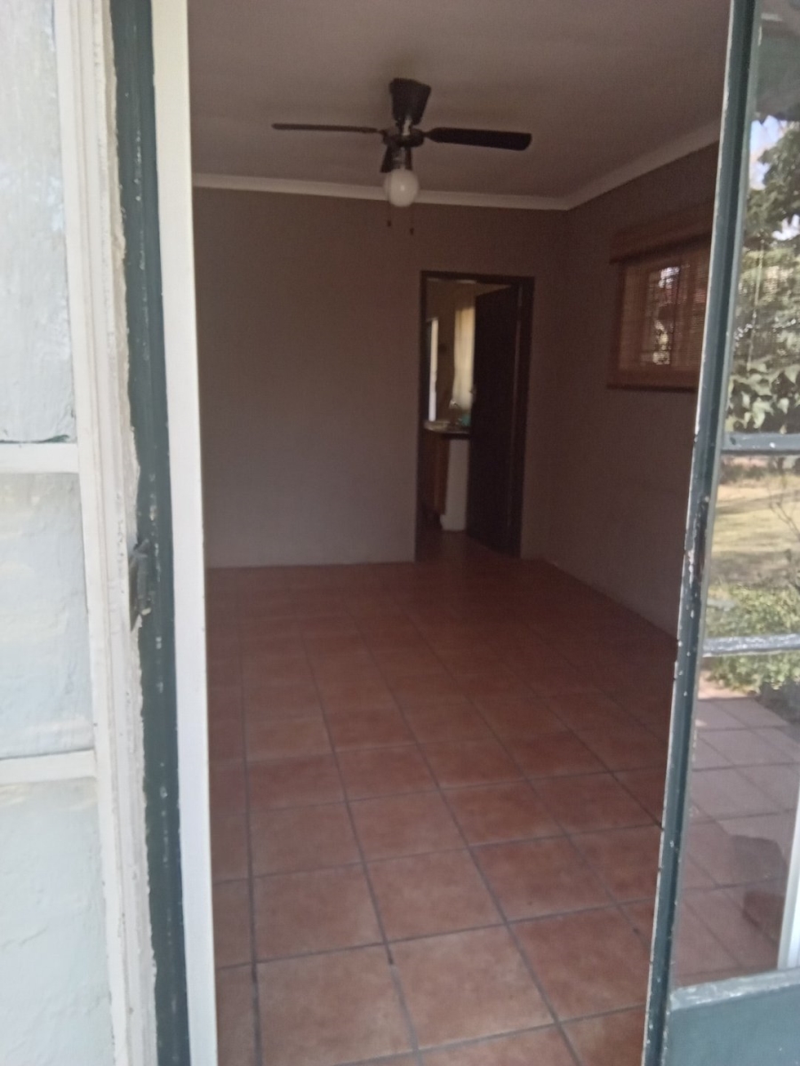 5 Bedroom Property for Sale in President Park Gauteng