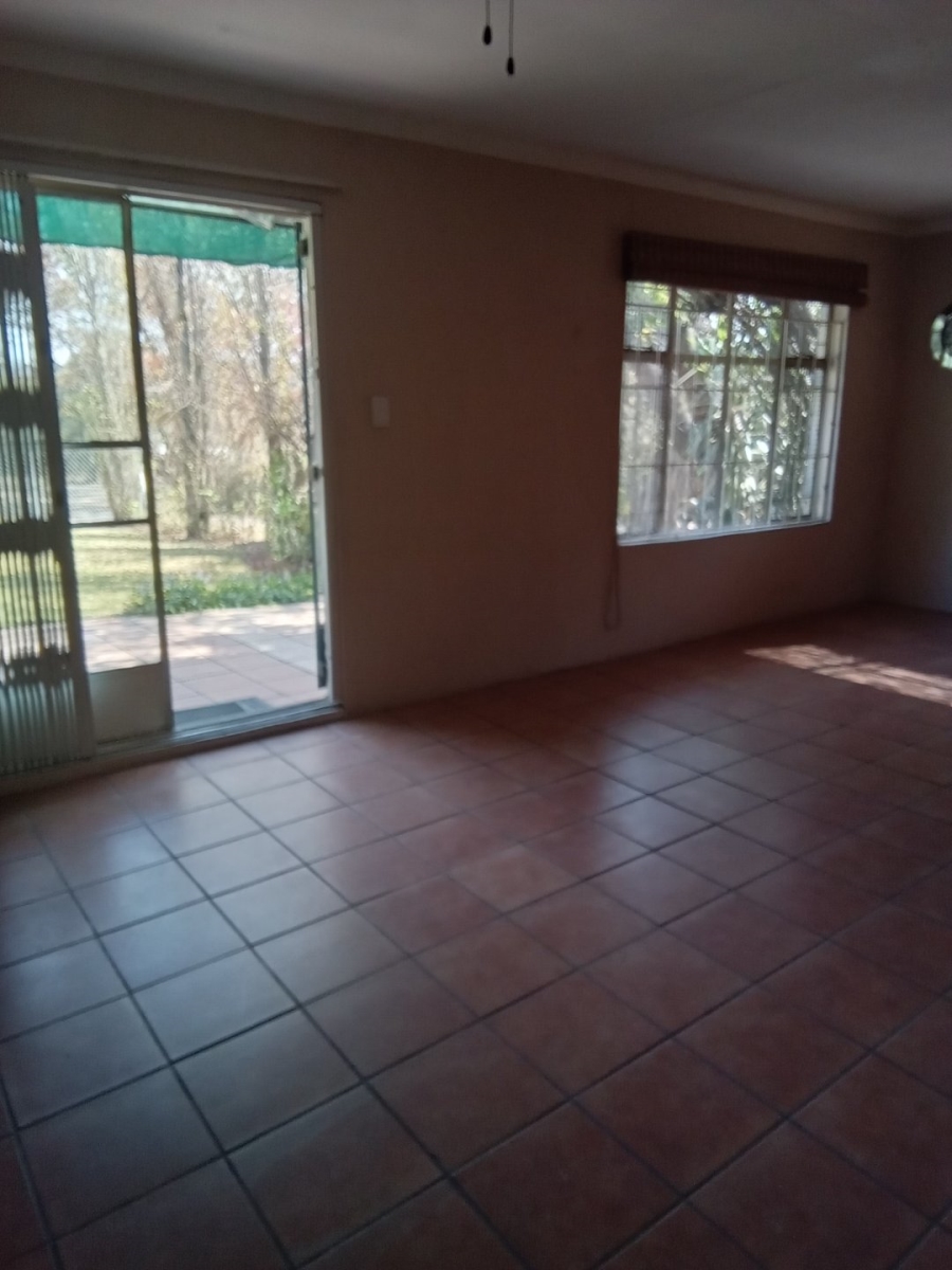 5 Bedroom Property for Sale in President Park Gauteng