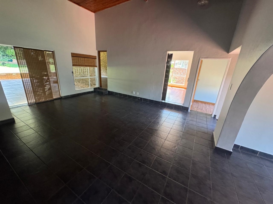  Bedroom Property for Sale in Zwartkop Gauteng