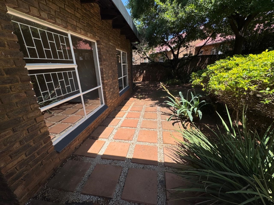  Bedroom Property for Sale in Zwartkop Gauteng