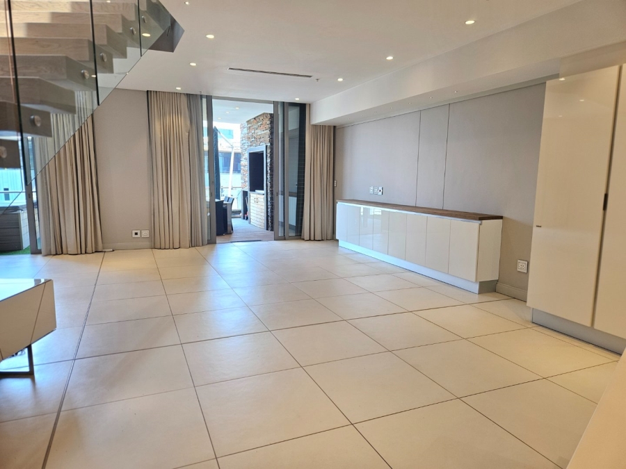 2 Bedroom Property for Sale in Sandton Central Gauteng