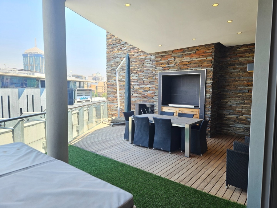 2 Bedroom Property for Sale in Sandton Central Gauteng