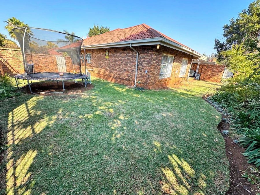 3 Bedroom Property for Sale in Wierda Park Gauteng