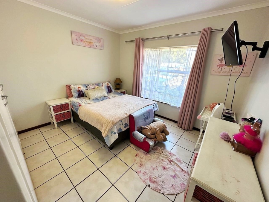 3 Bedroom Property for Sale in Wierda Park Gauteng