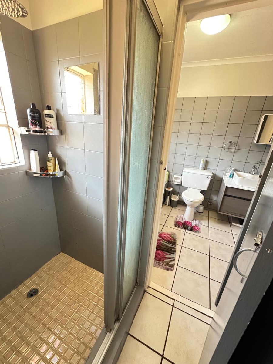 3 Bedroom Property for Sale in Wierda Park Gauteng