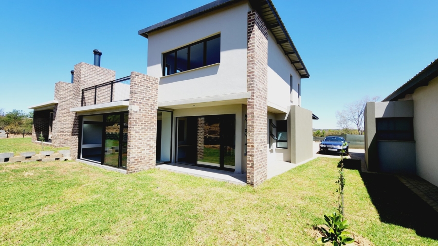 To Let 2 Bedroom Property for Rent in Sable Hills Gauteng