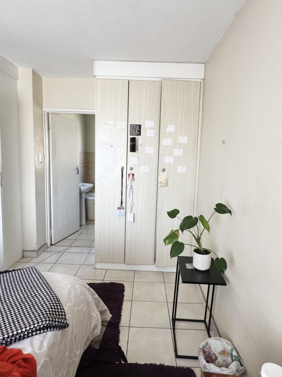 2 Bedroom Property for Sale in Erand Gardens Gauteng