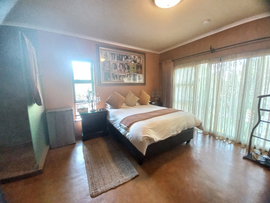 12 Bedroom Property for Sale in Ferndale Gauteng