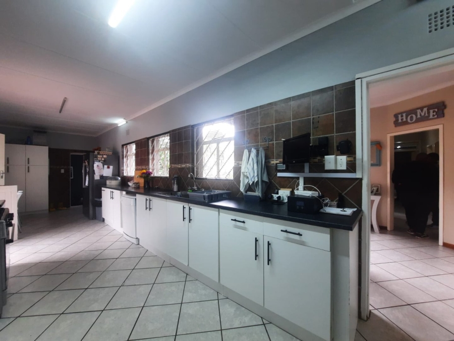 5 Bedroom Property for Sale in Horison Gauteng