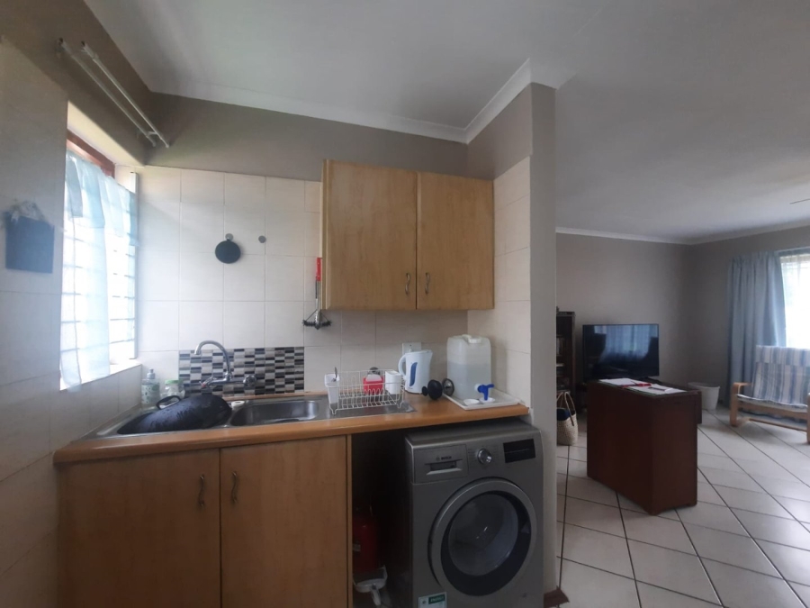 2 Bedroom Property for Sale in Noordheuwel Gauteng