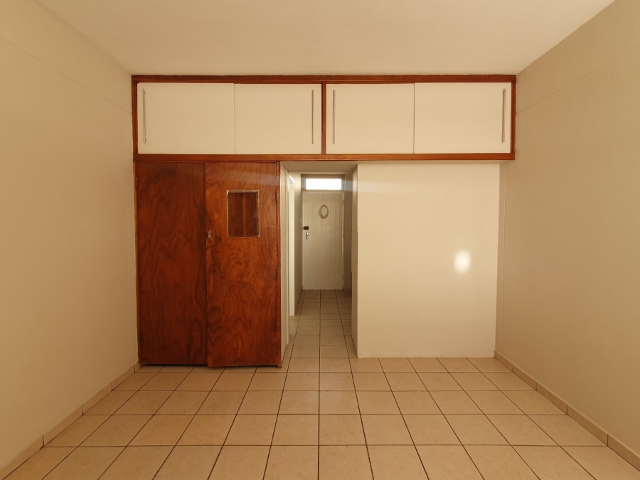 1 Bedroom Property for Sale in Sunnyside Gauteng