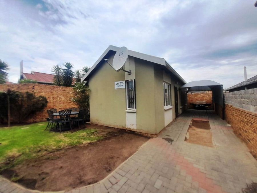 3 Bedroom Property for Sale in Zandspruit Gauteng