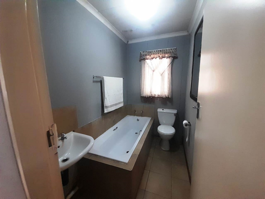 3 Bedroom Property for Sale in Zandspruit Gauteng