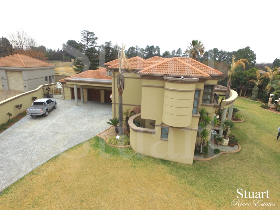 8 Bedroom Property for Sale in Northdene Gauteng