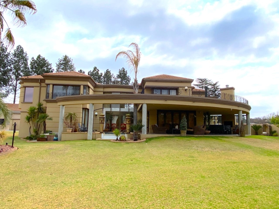 8 Bedroom Property for Sale in Northdene Gauteng