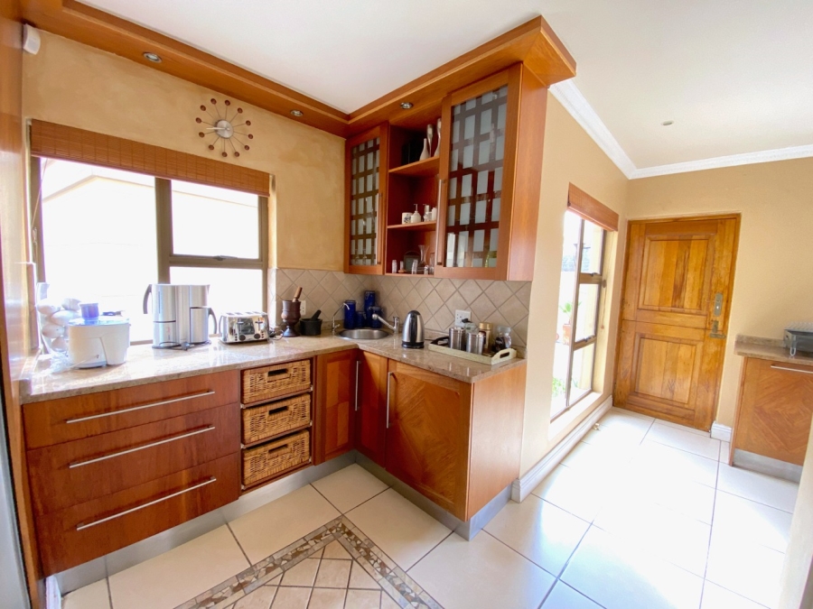 8 Bedroom Property for Sale in Northdene Gauteng