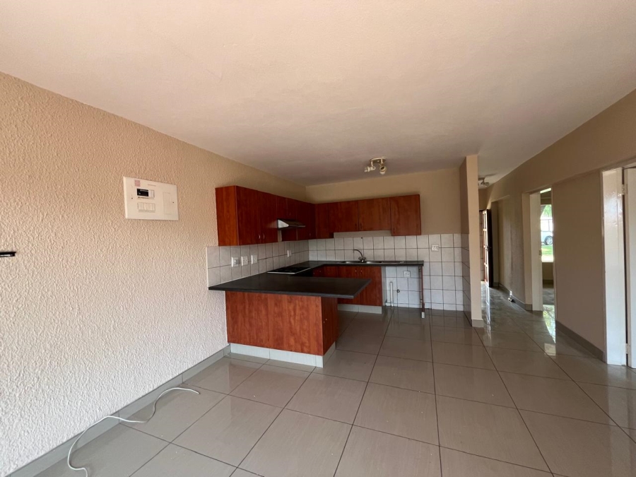 To Let 2 Bedroom Property for Rent in Willowbrook Gauteng