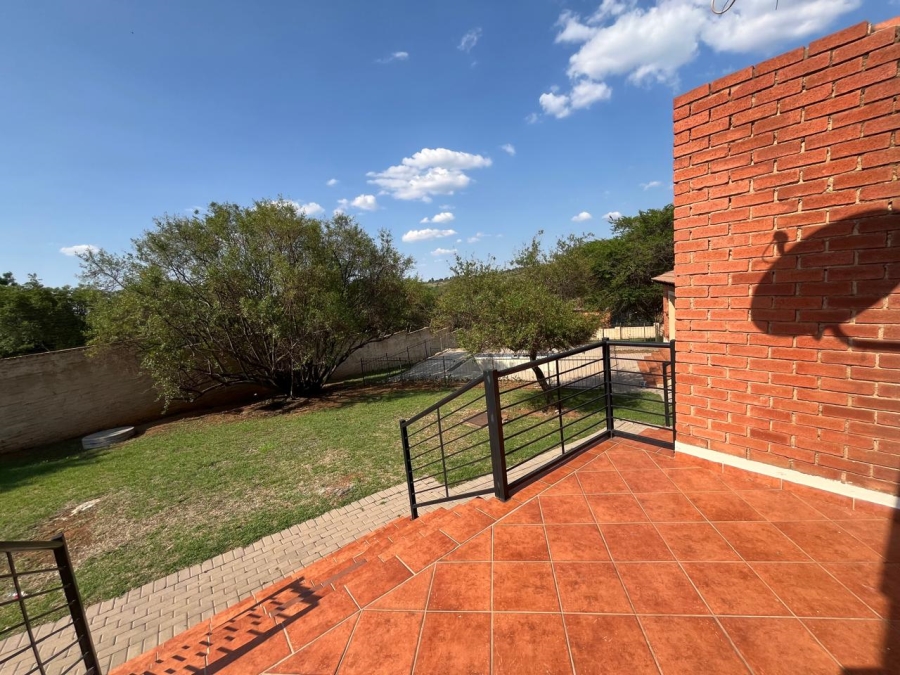 To Let 2 Bedroom Property for Rent in Willowbrook Gauteng