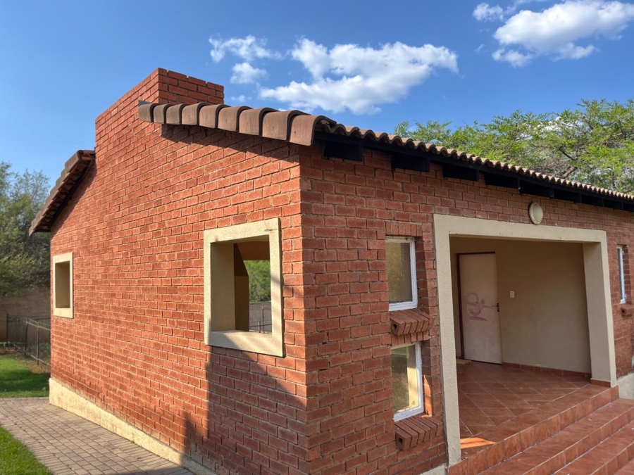 To Let 2 Bedroom Property for Rent in Willowbrook Gauteng