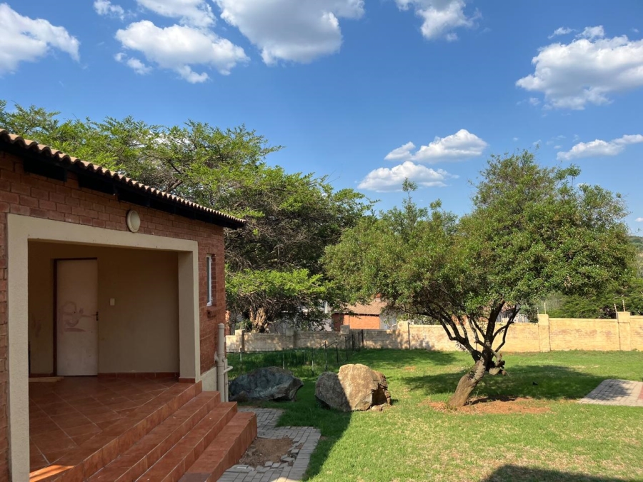 To Let 2 Bedroom Property for Rent in Willowbrook Gauteng