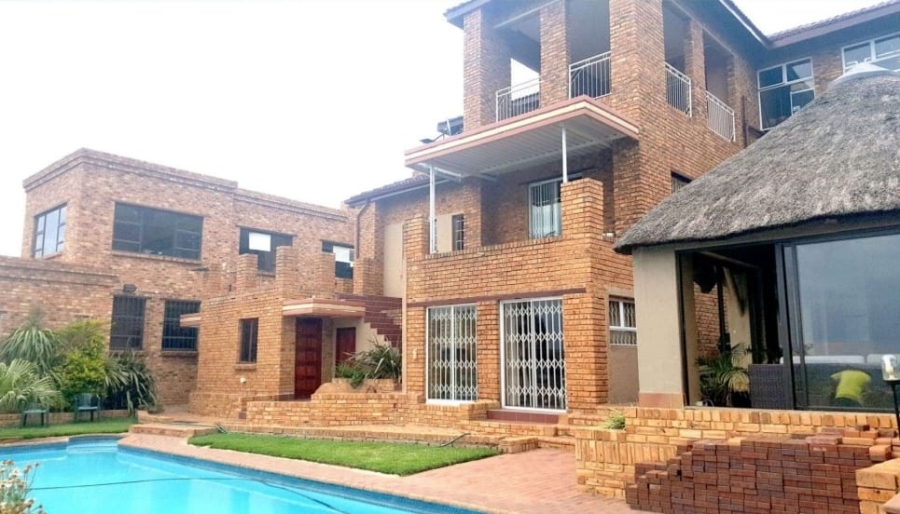 4 Bedroom Property for Sale in Ridgeway Gauteng