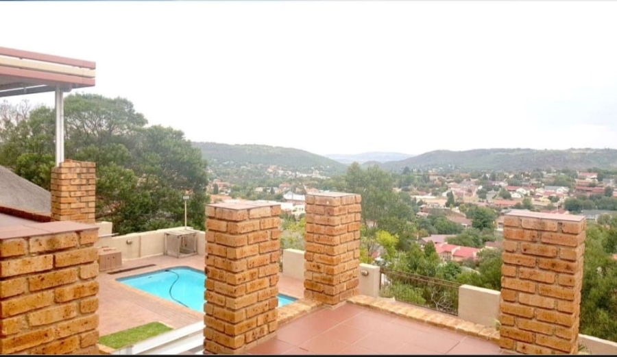 4 Bedroom Property for Sale in Ridgeway Gauteng