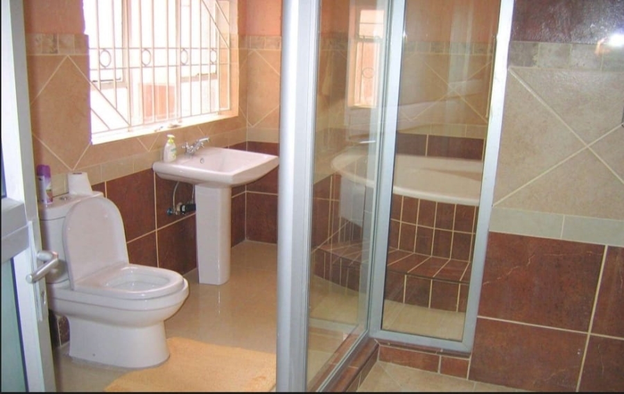 4 Bedroom Property for Sale in Ridgeway Gauteng