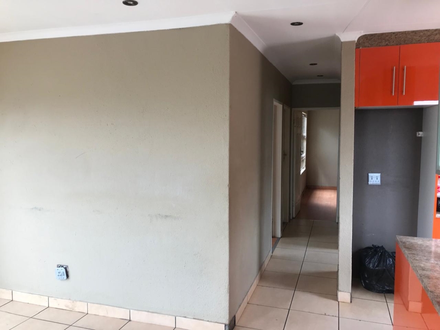 3 Bedroom Property for Sale in Dawn Park Gauteng