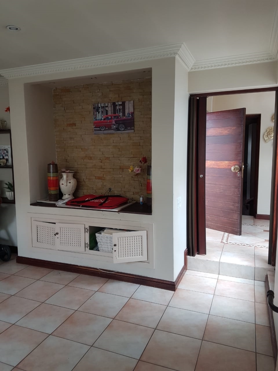 3 Bedroom Property for Sale in Bruma Gauteng