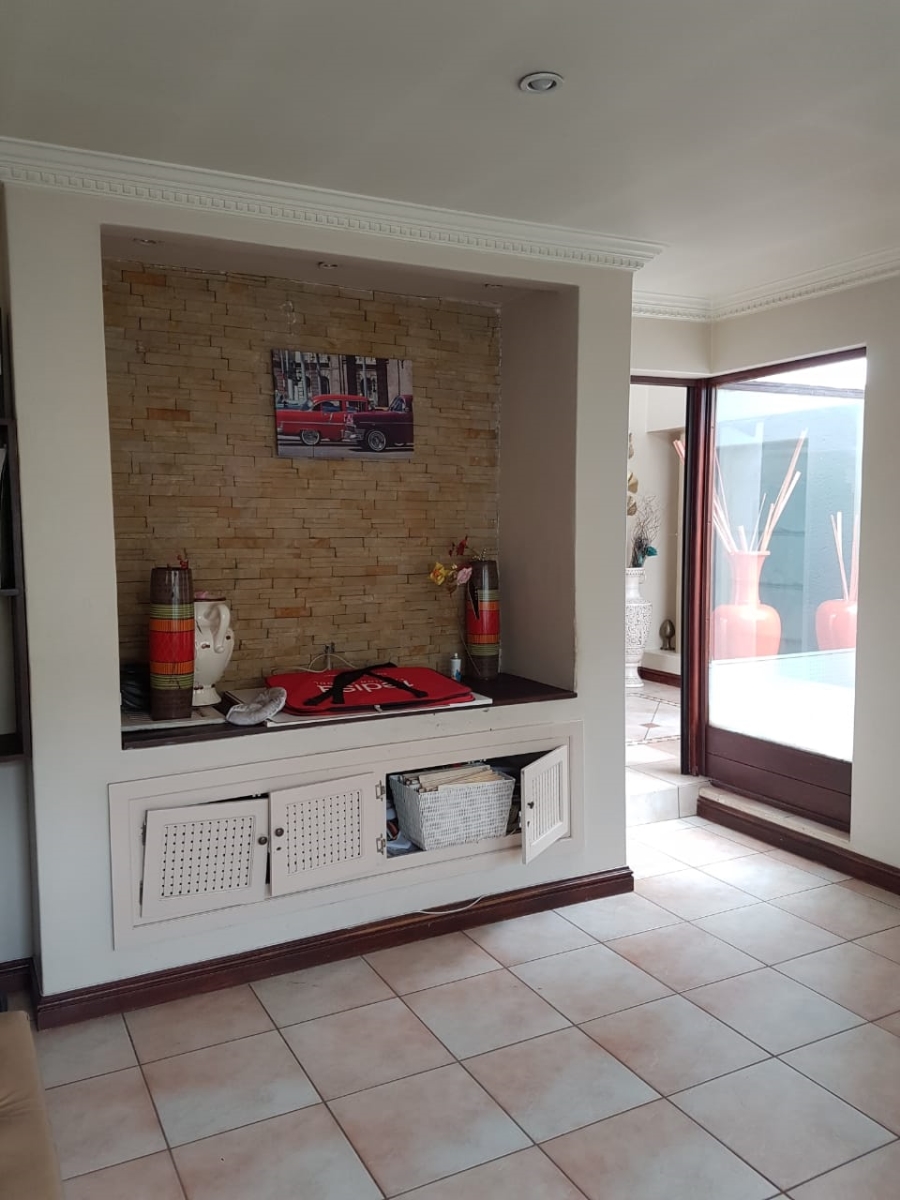 3 Bedroom Property for Sale in Bruma Gauteng