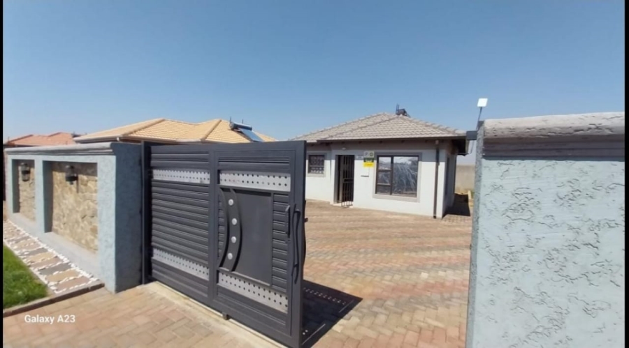 To Let 3 Bedroom Property for Rent in Dawn Park Gauteng