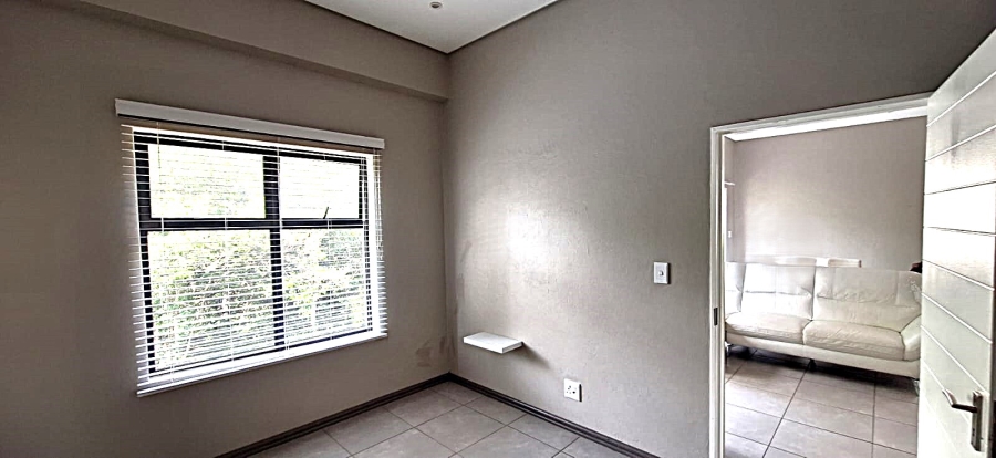 To Let 2 Bedroom Property for Rent in Hyde Park Gauteng