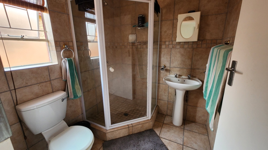 2 Bedroom Property for Sale in Amberfield Gauteng