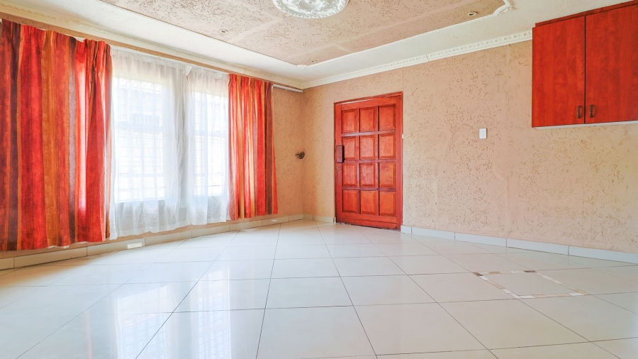 3 Bedroom Property for Sale in Alveda Gauteng