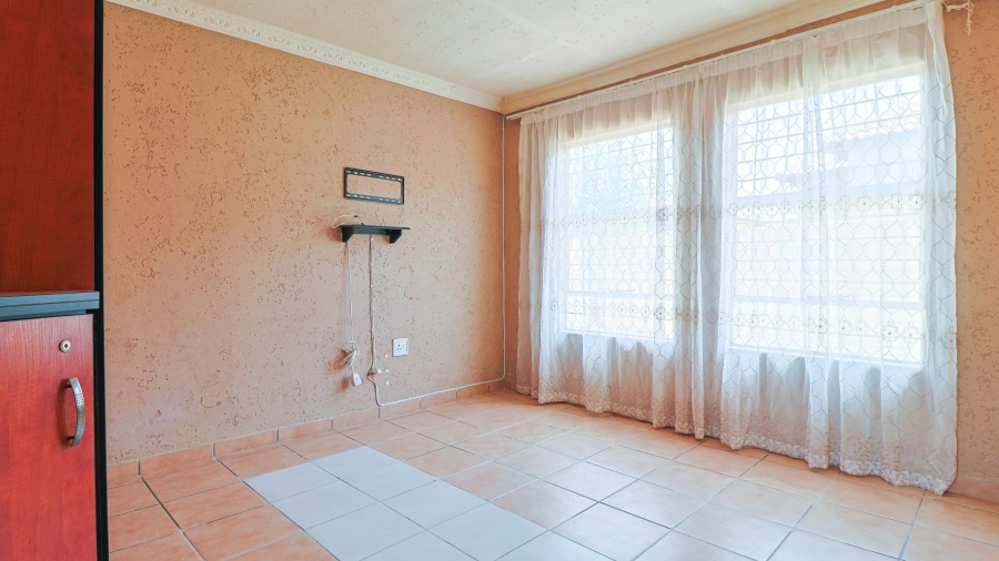 3 Bedroom Property for Sale in Alveda Gauteng