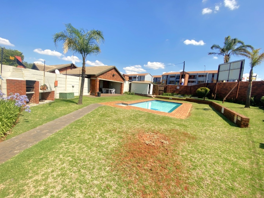 3 Bedroom Property for Sale in Bergbron Gauteng