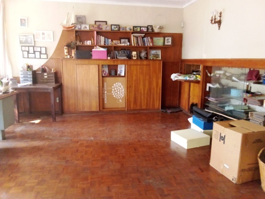 6 Bedroom Property for Sale in Hartzenbergfontein Gauteng