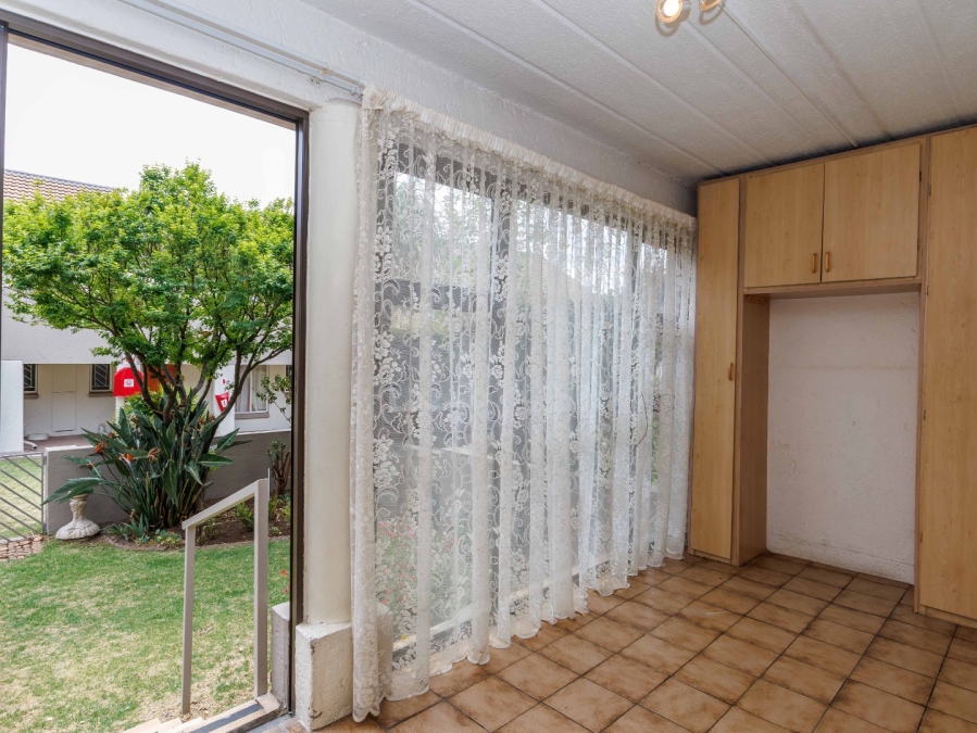 2 Bedroom Property for Sale in Eden Glen Gauteng