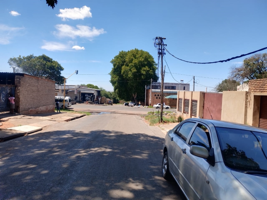 7 Bedroom Property for Sale in Jeppestown Gauteng